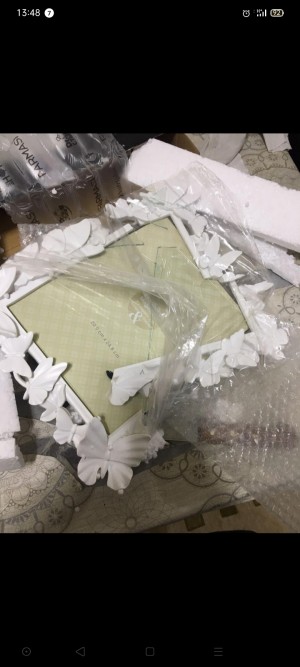 Sürat Kargo 300 Liralık Çerçevem Paramparça