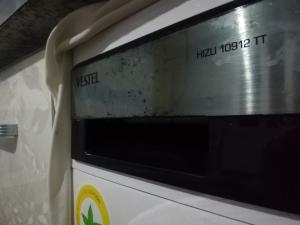 Vestel 2 Yıl Önce Aldığımız Çamaşır Makinesinin Altı Paslanmış Ve Ön Panjurunun Boyası Soyulmuş