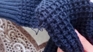 Coin Men Fashion Almış Olduğum Hırkanın İplikleri Sökülmüş