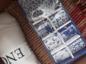 English Home Bardaklarım Kırık Geldi