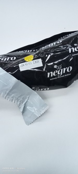 Eti Negro Bisküvin İçinden Kıl Veya İp Tarzı Şey Çıktı