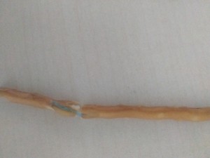 A101 Market Çubuk Krakerden Lastik Toka Çıktı