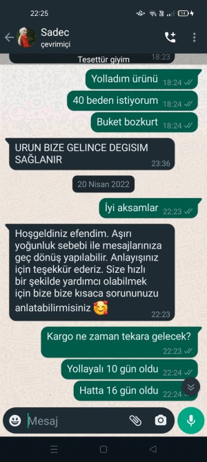 Sademce Benimle Hiçbir Şekilde İletişime Geçmiyor
