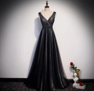 Diyari__abiye Sipariş Ettiğim Elbise İle Gelen Elbise Arasında Dağlar Kadar Fark Var