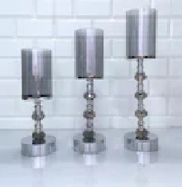 N11 İkinci Kez Kırık Gelen 3'lü Lüx Füme Cam Taşlı Metal Ayaklı Şamdan Mumluk Takımı