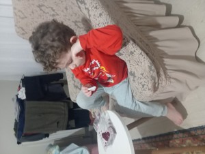 Kadife Tatlisindan İki Çocuğumda Akşam Kustular Zehirlendiler Sürekli Severek Yedikleri Tatlıydı