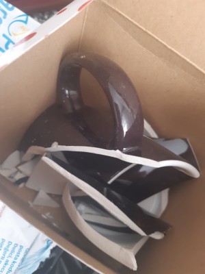 Sürat Kargo Kupa Bardağım Parçalanmış Durumda Mağdurum..!