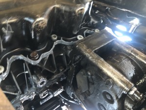 Megabond Isıya Dayanamadı Eridi