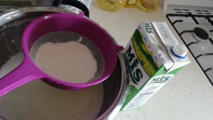 Şok Market Mis Kutu Süt Bozuk Çıktı Ve De Unda Kurtlar Çıktı...