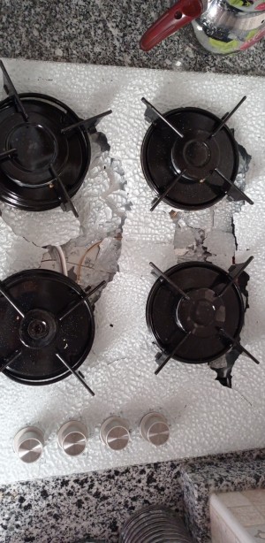 Ukinox Normal Kullanılmaya Rağmen Fırın Camının Patlaması Ama Garantiye Girmemesi