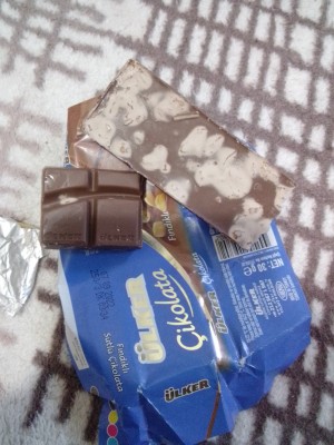 Ülker Rengi Gitmiş Resmen Tadı Tuzu Yok Fark Etmesek Oğlum Yiyecekti