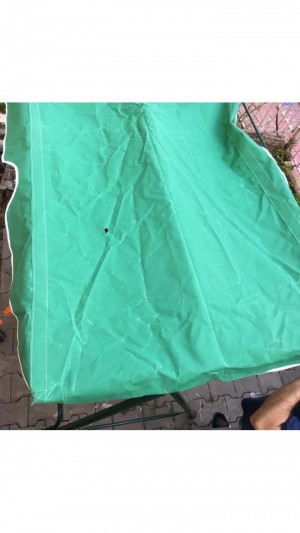 Trendyol Salıncak Farklı Renk, Yırtık Ve Lekeli Geldi