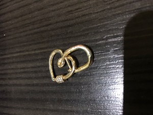 By_ezgiaktas Satın Aldığım Küpelerde Soyulma Oldu