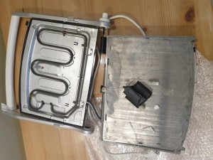 Karaca Servise Gönderdik Paramparça Geri Geldi