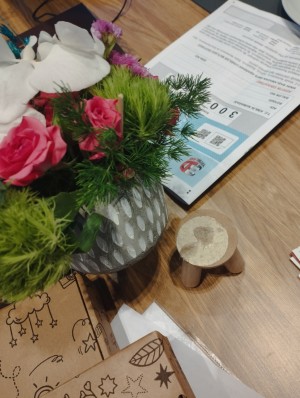 Tazecicek.com Solmuş Ve Kırılmış Çiçek