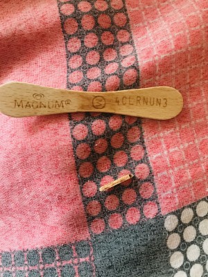 Magnum Ürün İçinden Çubuk Çıktı