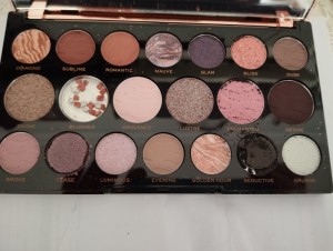 Watsons Far Paleti Kırık Geldi